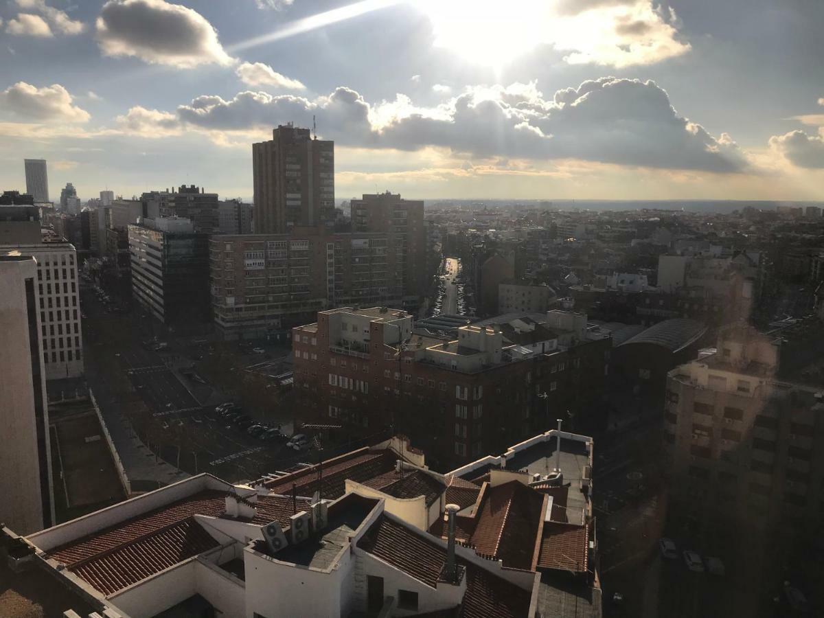 Nirvana Hotel Madryt Zewnętrze zdjęcie